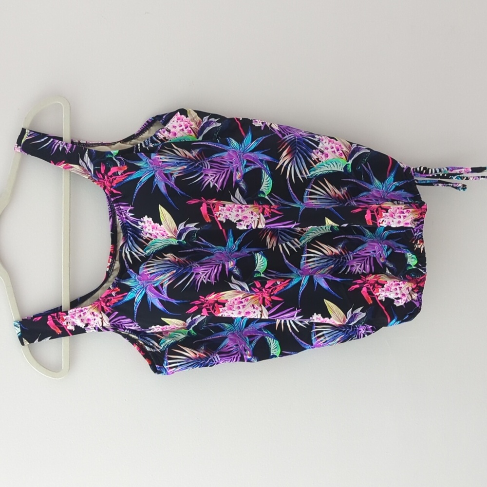 NWOT! ~T.H.E. SWIMWEAR~ STYLE 16-80 BLOUSON TANKINI TOP-24W